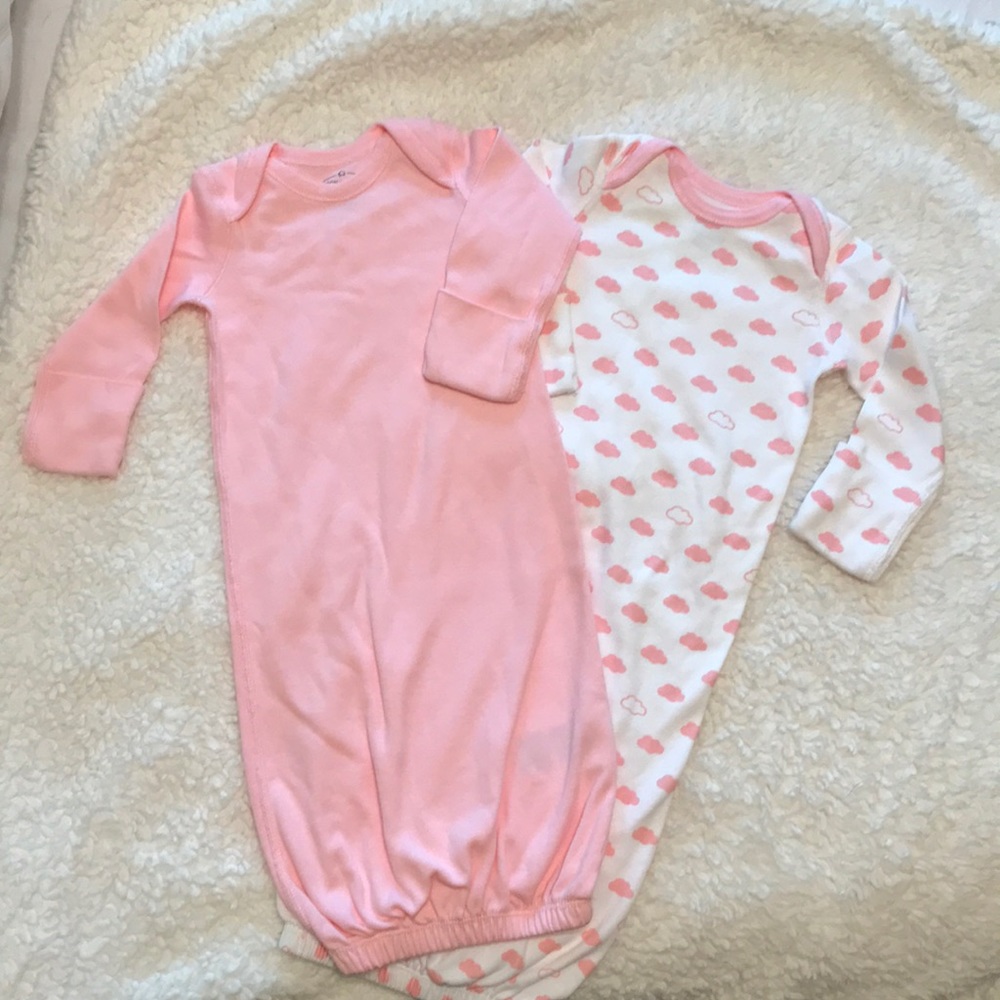 Like New- Moon and Back Organic Baby Sleeper Gowns
